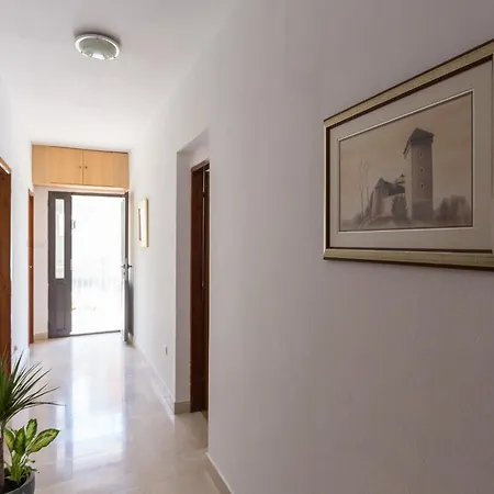 Oleander Sea View - Four Bedroom With Terrace And Sea View *