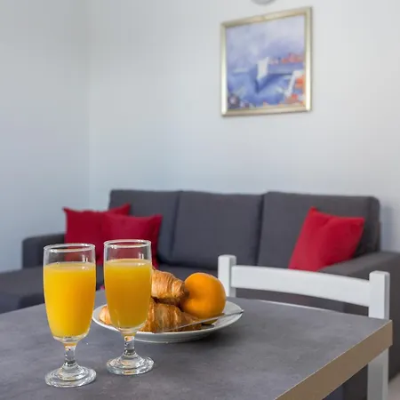 Oleander Sea View - Four Bedroom With Terrace And Sea View *