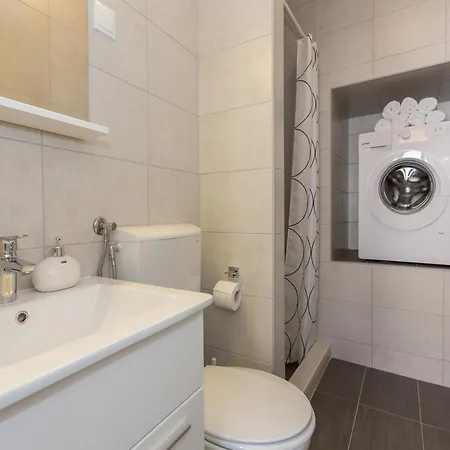Oleander Sea View - Four Bedroom With Terrace And Sea View Casa vacanze